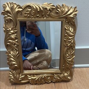 Luxurious Gold Baroque Wall Mirror
